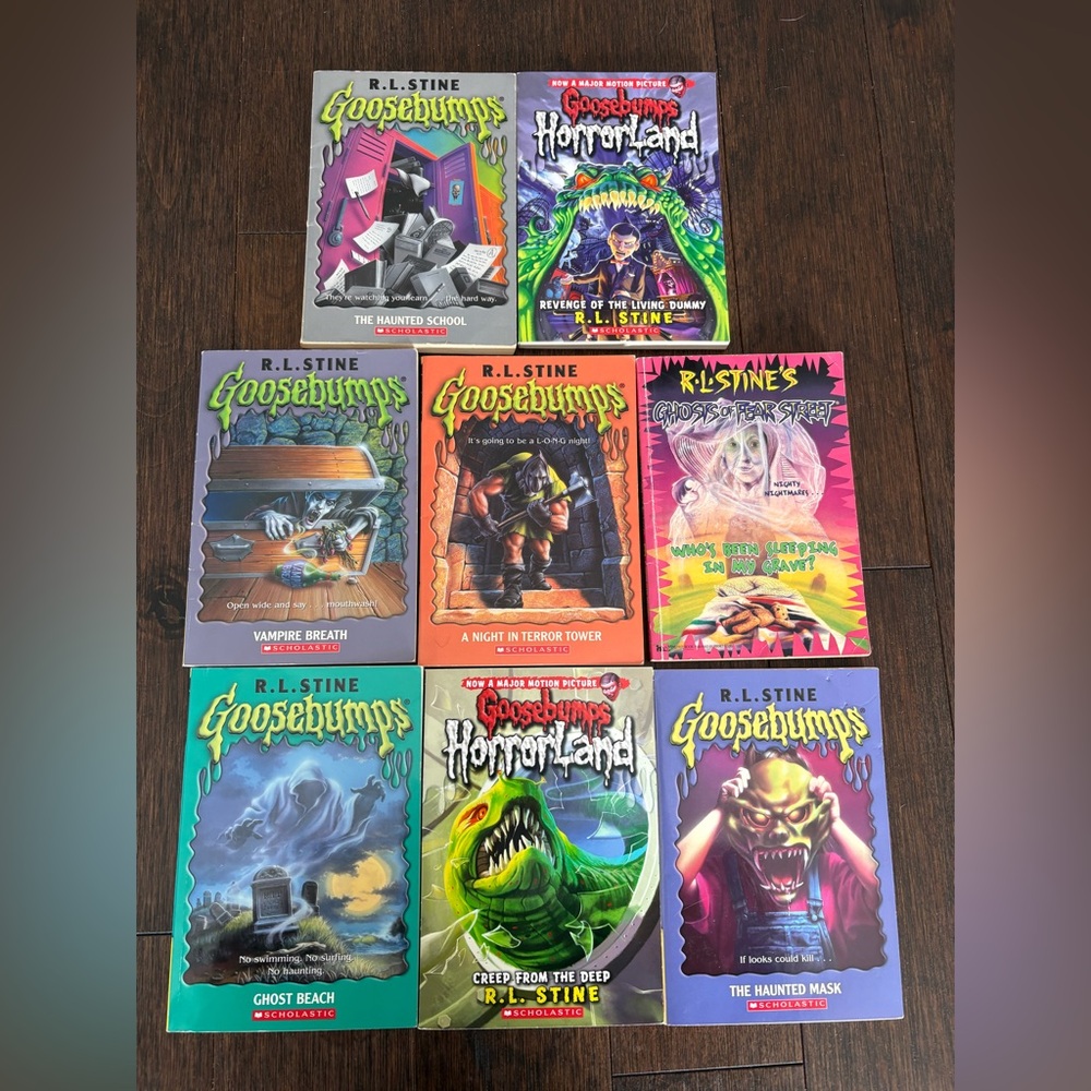 Goosebumps Lot of 8 Books